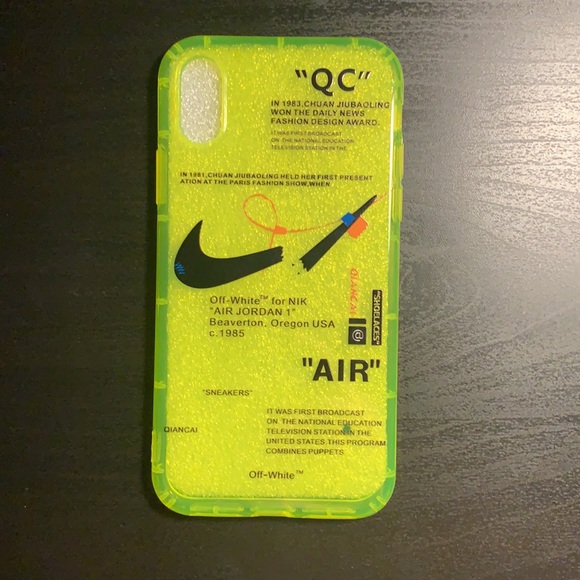 IPhone case - Picture 7 of 15